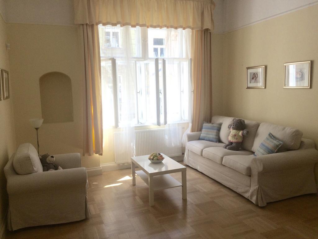 Historic Centre-Spacious Apartment Praha Bagian luar foto