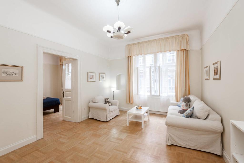 Historic Centre-Spacious Apartment Praha Bagian luar foto
